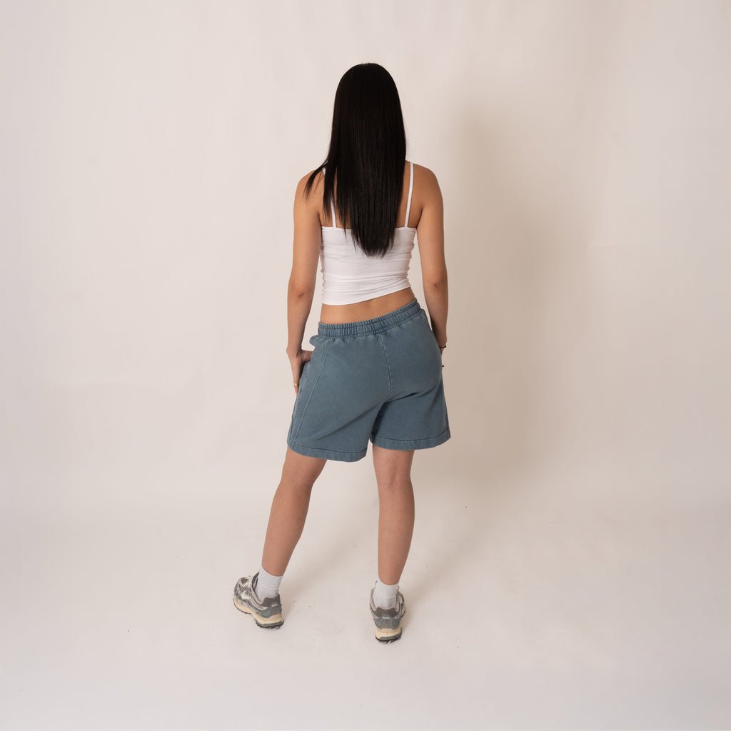 Stratus Short